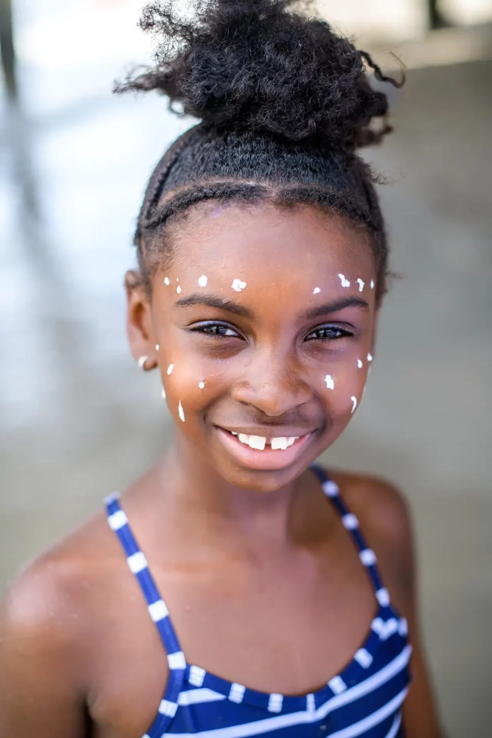 Kids Spray & Play SPF 50 Sunscreen - Black Girl Sunscreen